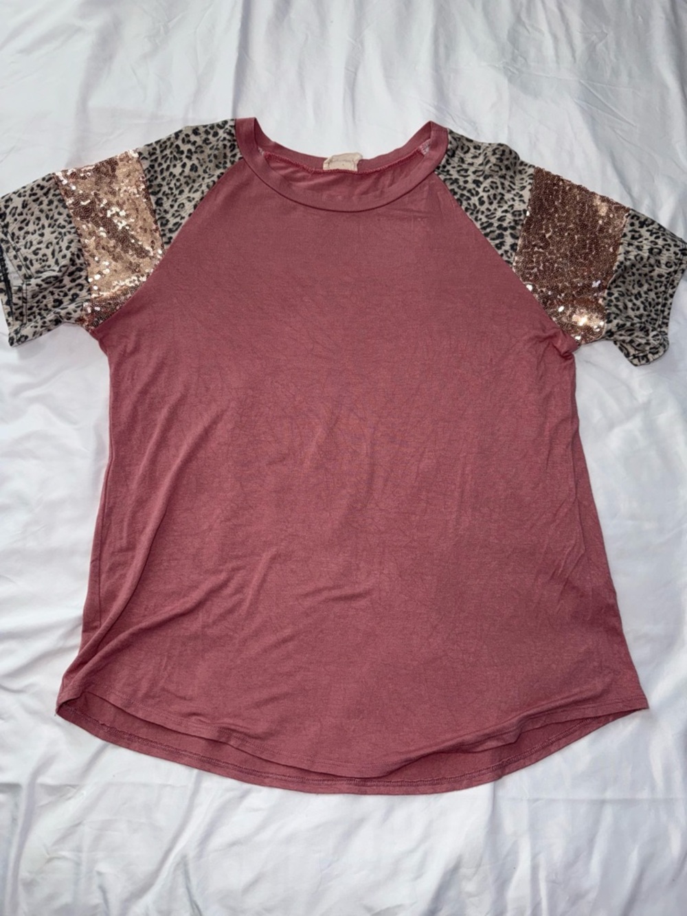 Women’s Dusty Rose Short Sleeve Top with Leopard & Sequin Accent